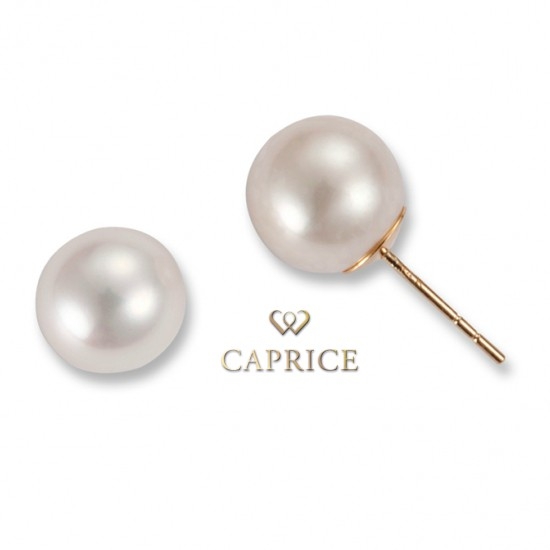 Woman pearl earrings.